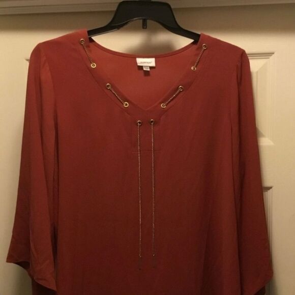 Avenue Dark Orange Blouse with Flowing Sleeves - Picture 3 of 4